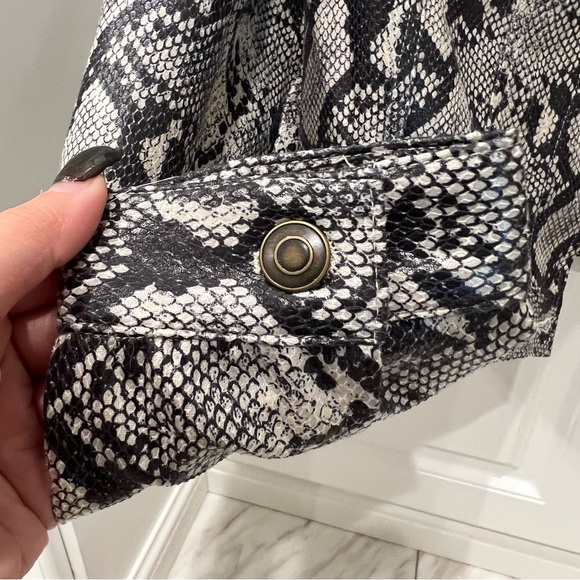 Juniors' Vylette™ Snake Print Trucker Jacket - Picture 10 of 12